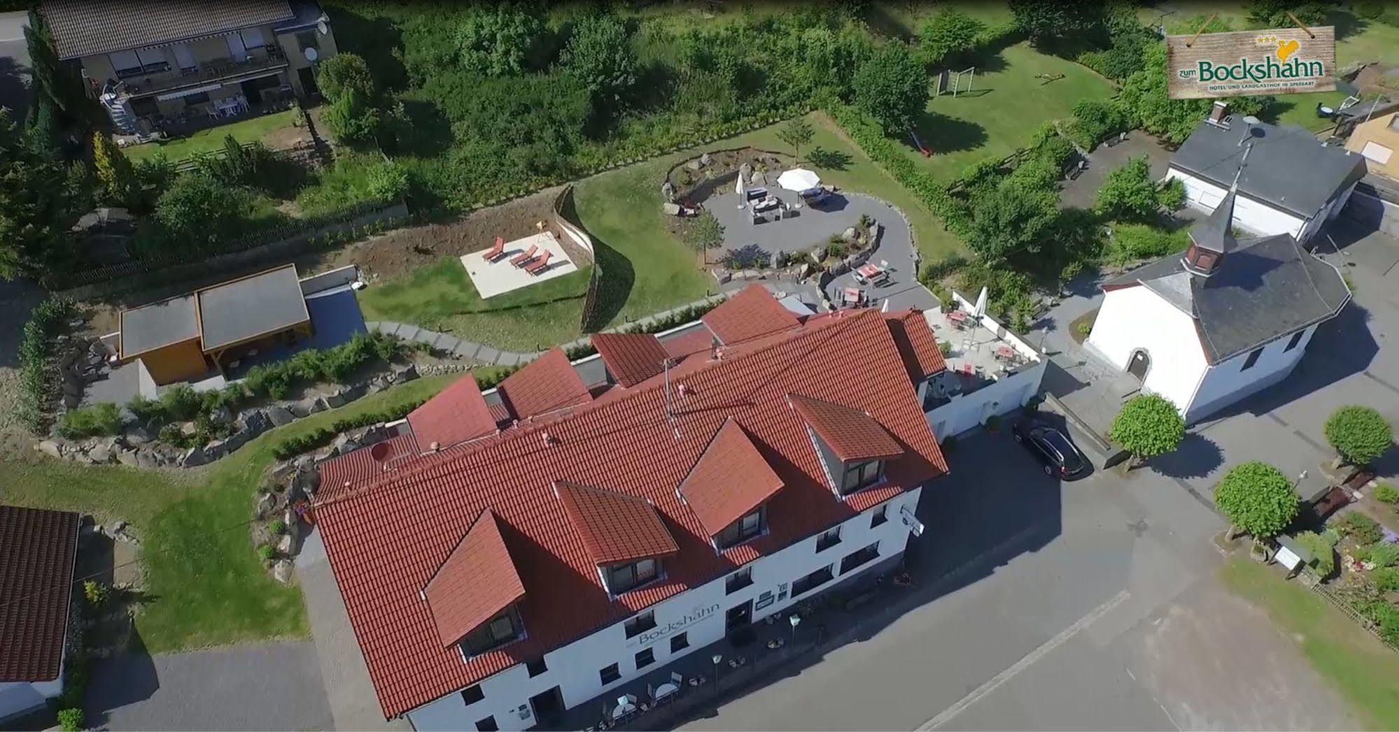 Hotel Und Landgasthof Zum Bockshahn Spessart  Экстерьер фото